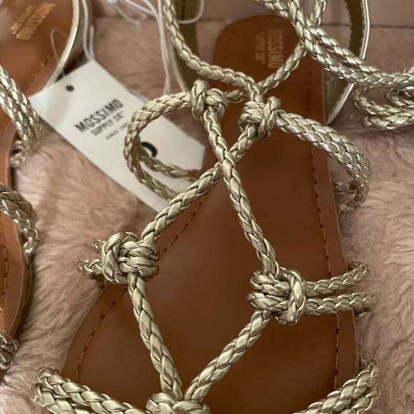 MOSSIMO Keenan gold strappy gladiator sandal - Picture 5 of 6